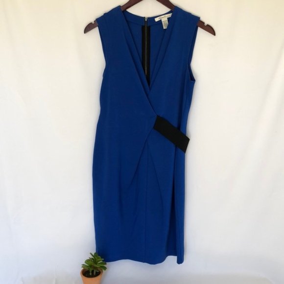 IN BLUE! Kenneth Cole New York Samantha Dress - Picture 2 of 8